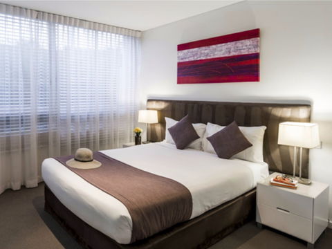 Oaks Nelson Bay Lure Suites - New Castle Tourism 0