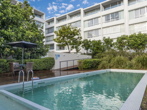 Oaks Nelson Bay Lure Suites - New Castle Tourism 1