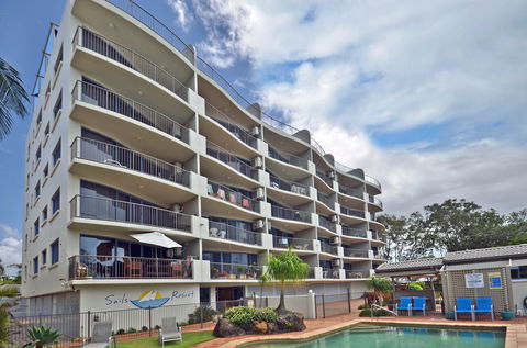 Sails Resort On Golden Beach - Newcastle Accommodation 2