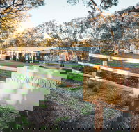 Strawhouse - New Castle Tourism