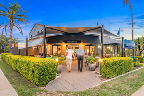 Sugar Country Motor Inn - New Castle Tourism 1