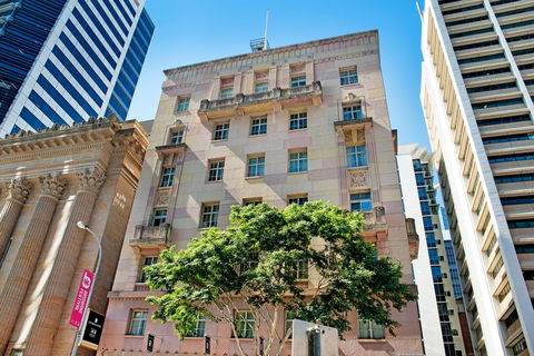 ULTIQA Rothbury Hotel - Newcastle Accommodation 0