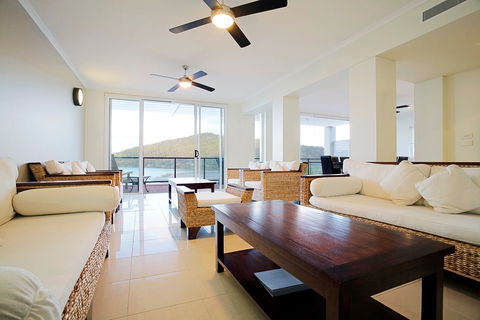 At Blue Horizon Resort - New Castle Tourism 2