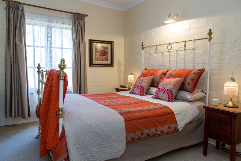 Battunga Bed & Breakfast - Newcastle Accommodation 2
