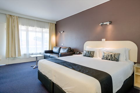 Best Western Zebra Motel - New Castle Tourism 2