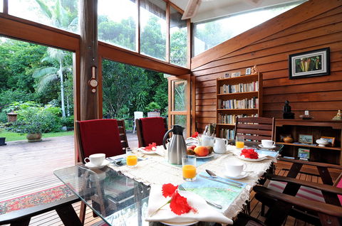 Cow Bay Homestay Bed And Breakfast - Newcastle Accommodation 2