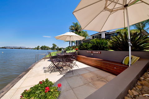 Edgewater Mulwala - Newcastle Accommodation 0