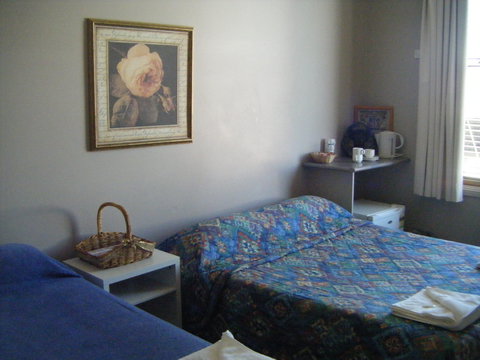 Imperial Hotel Cowra - Newcastle Accommodation 1