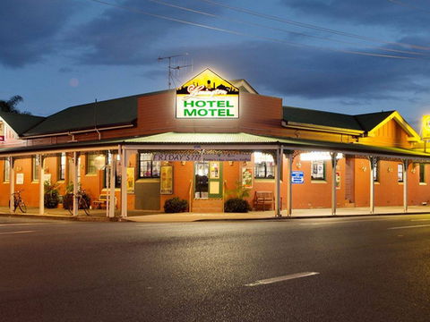 Lamington Hotel Motel - Newcastle Accommodation 0