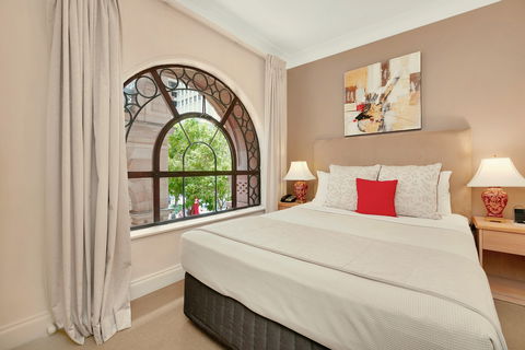 Manor Apartment Hotel - Newcastle Accommodation 1