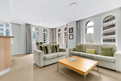 Manor Apartment Hotel - Newcastle Accommodation 2