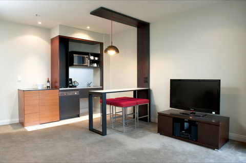 Mantra Hindmarsh Square - Newcastle Accommodation 2