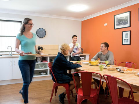 Mount Lofty Cottage YHA - Newcastle Accommodation 0