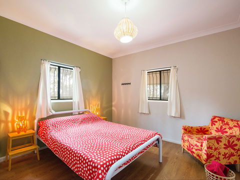 Mount Lofty Cottage YHA - Newcastle Accommodation 2