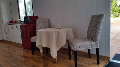 Rockinghorse Restorations Accommodation - New Castle Tourism 1