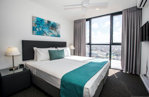 Synergy  Broadbeach - New Castle Tourism 1