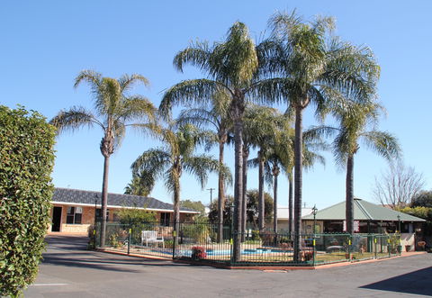 Town And Country Motor Inn - Tamworth - Newcastle Accommodation 0