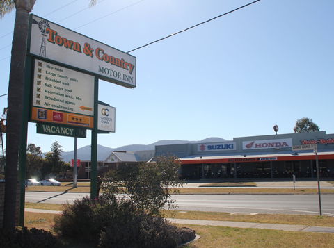 Town And Country Motor Inn - Tamworth - Newcastle Accommodation 1