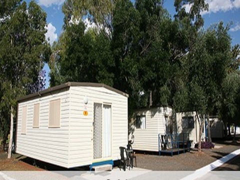 Westview Caravan Park - Open For Essential Travel Only - New Castle Tourism 1