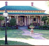Tara House Bed and Breakfast - New Castle Tourism