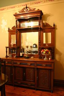 Tara House Bed And Breakfast - New Castle Tourism 3