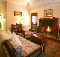 Candlelight Cottages Retreat - New Castle Tourism