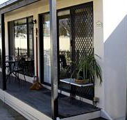 Courtside Cottage Bed and Breakfast - Newcastle Accommodation