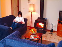 Halls Gap Log Cabins - Newcastle Accommodation 1