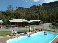Halls Gap Log Cabins - Newcastle Accommodation 3