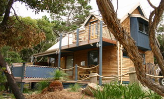 Aireys Overboard Seaside Cottage - New Castle Tourism 1