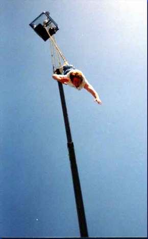 Tower Bungy Jump - Newcastle Accommodation 1