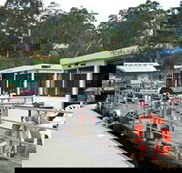 Clyde River Houseboats - New Castle Tourism