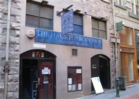 Haunted Melbourne Ghost Tour - Newcastle Accommodation 1