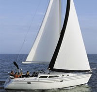 Victorian Yacht Charters - Newcastle Accommodation