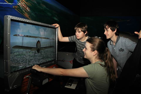 Hinkler Hall Of Aviation - New Castle Tourism 1