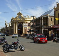 York Town Hall - New Castle Tourism