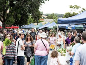 Willunga Farmers' Market - Newcastle Accommodation 0