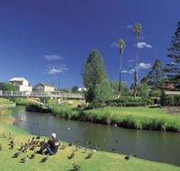 Strathalbyn Market - New Castle Tourism