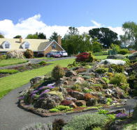 Kaydale Lodge Gardens - Newcastle Accommodation