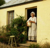 Grannie Rhodes' Cottage - Turn The Key Of Time - Newcastle Accommodation