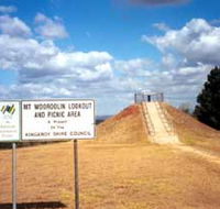 Mount Wooroolin - New Castle Tourism