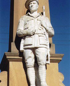 Beaudesert War Memorial - New Castle Tourism 0