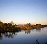 Lake Wivenhoe - New Castle Tourism