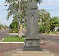 Winton War Memorial - New Castle Tourism