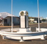 Cloncurry War Memorial - Newcastle Accommodation