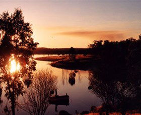 Bundoora Dam - New Castle Tourism 0