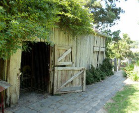 Schwerkolt Cottage - Newcastle Accommodation 0