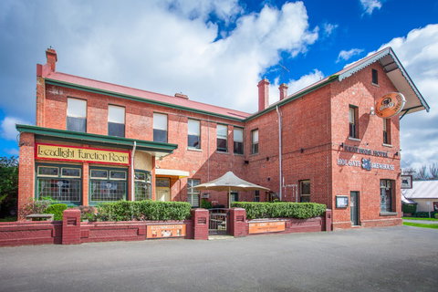 Holgate Brewhouse At Keatings Hotel - Newcastle Accommodation 0