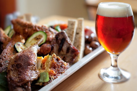 Holgate Brewhouse At Keatings Hotel - Newcastle Accommodation 3