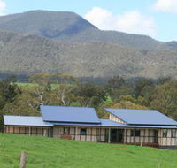 Australian Pottery at Bemboka - New Castle Tourism